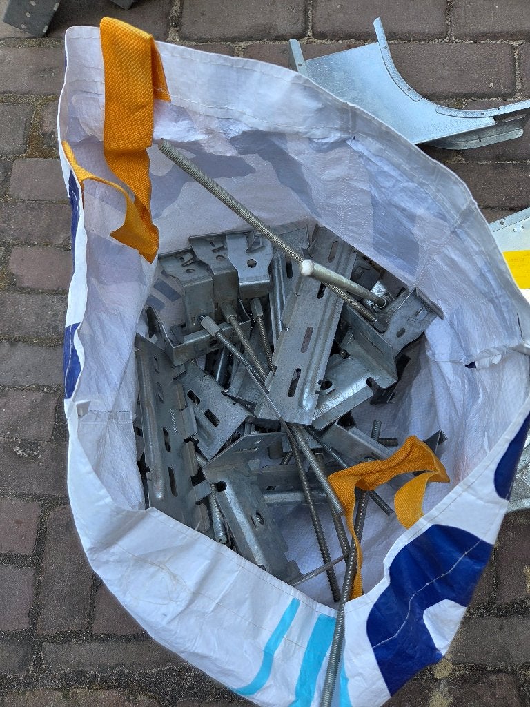 Van Geel, Bochten en bevestigingen delen Verder zie foto's, Doe-het-zelf en Verbouw, Elektra en Kabels, Ophalen, Stopcontact