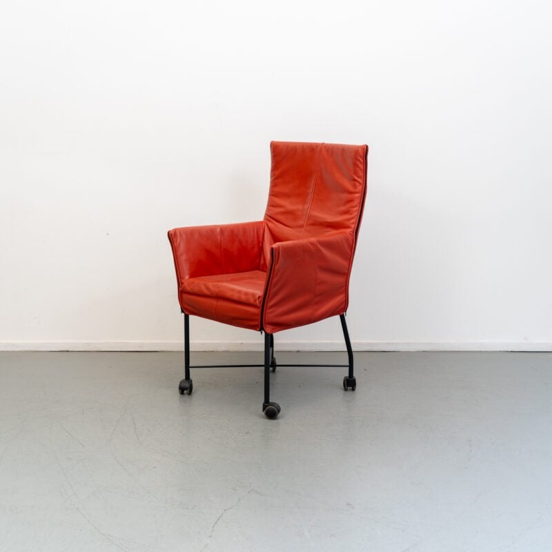 Montis Chaplin eetkamerstoelen Tomato Rood