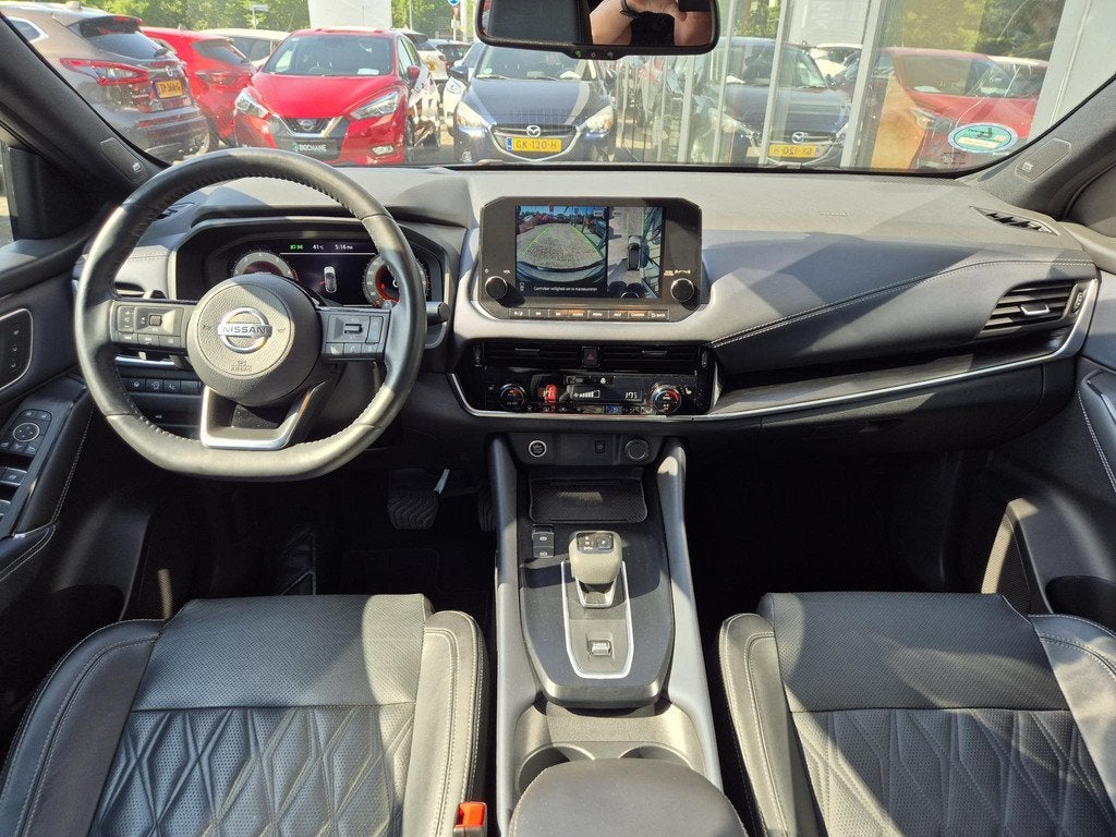 Nissan Qashqai 1.3 MHEV Xtronic Tekna Plus | Bose | Panorama, Met garantie (alle), Leder, Qashqai, 725 kg
