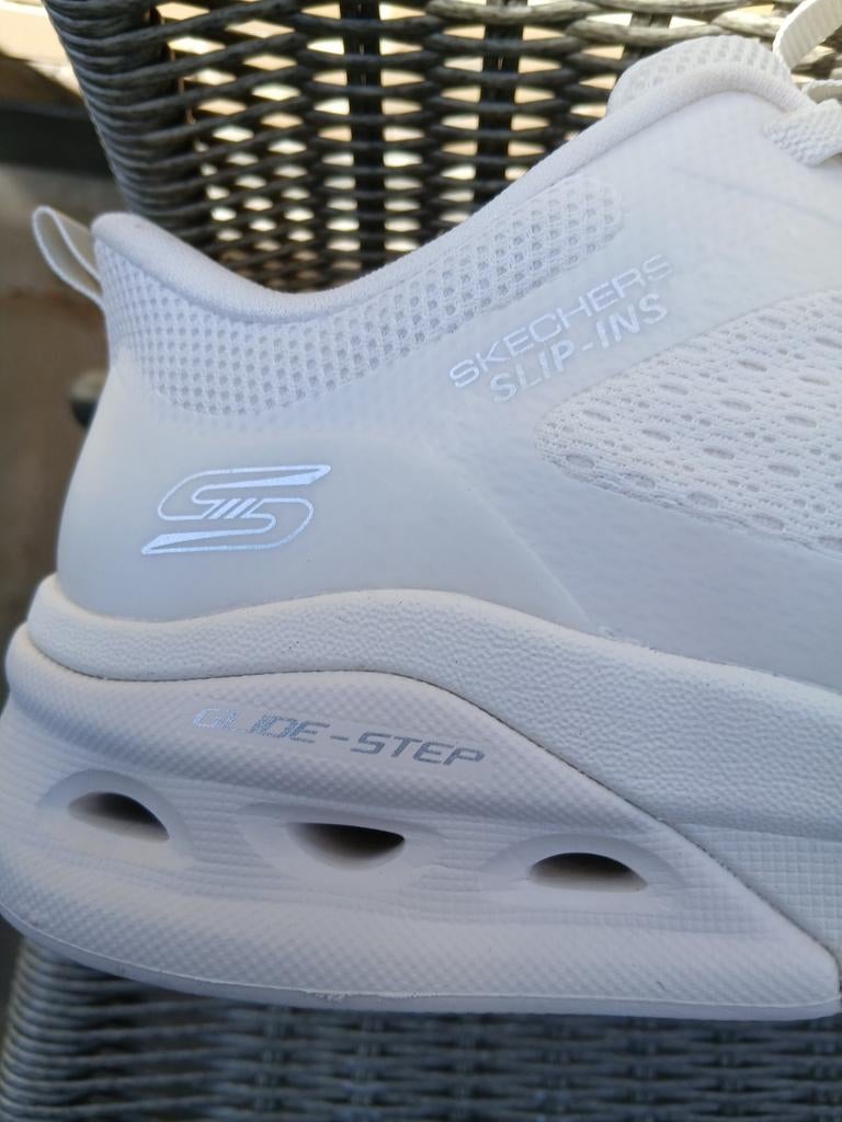 Skechers Slip-ins Glide-Step Sneakers Wit - Maat 36., Skechers, Wit, Ophalen of Verzenden, Sneakers of Gympen
