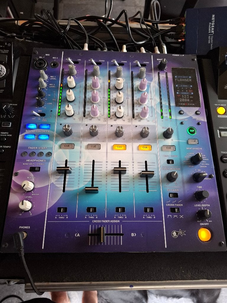 Pioneer DJM 800 mixer 4 kanalen  volledig werkend, Ophalen of Verzenden, Gebruikt, Minder dan 5 kanalen, Microfooningang