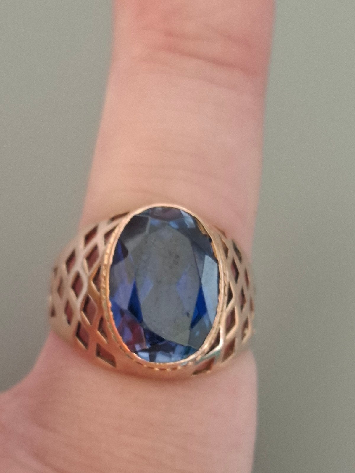 gouden ring 14 karaat, Verzenden, Zo goed als nieuw, 17 tot 18, Dame