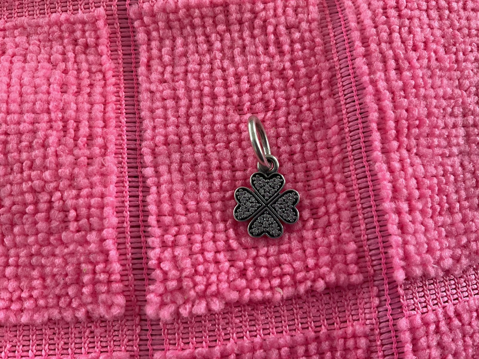 Pandora bedel Lucky, Sieraden, Tassen en Uiterlijk, Bedels, Verzenden, Zo goed als nieuw, Zilver, Pandora