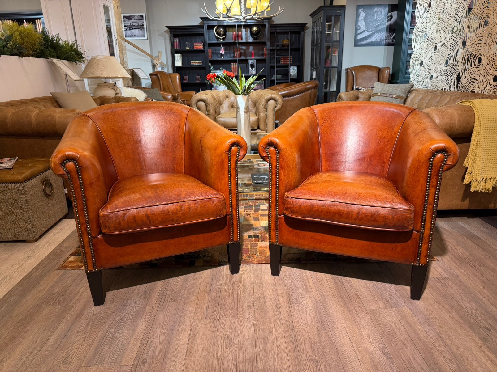 2 x prachtige schapenleren fauteuils Cognac bruin leer, Huis en Inrichting, Fauteuils, Ophalen of Verzenden, Gebruikt, 75 tot 100 cm