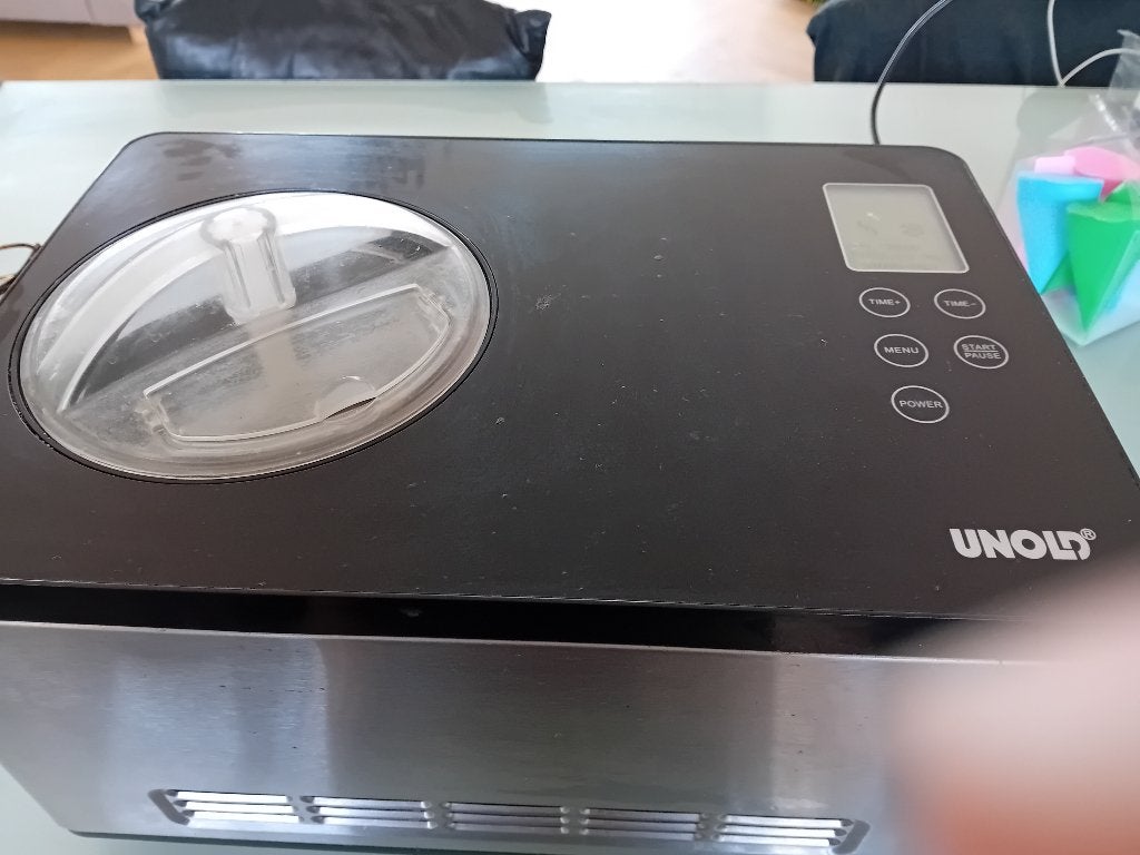 Unold Ijsmachine met zelfkoelende compressor, Ophalen of Verzenden, Gebruikt, Zelfvriezend