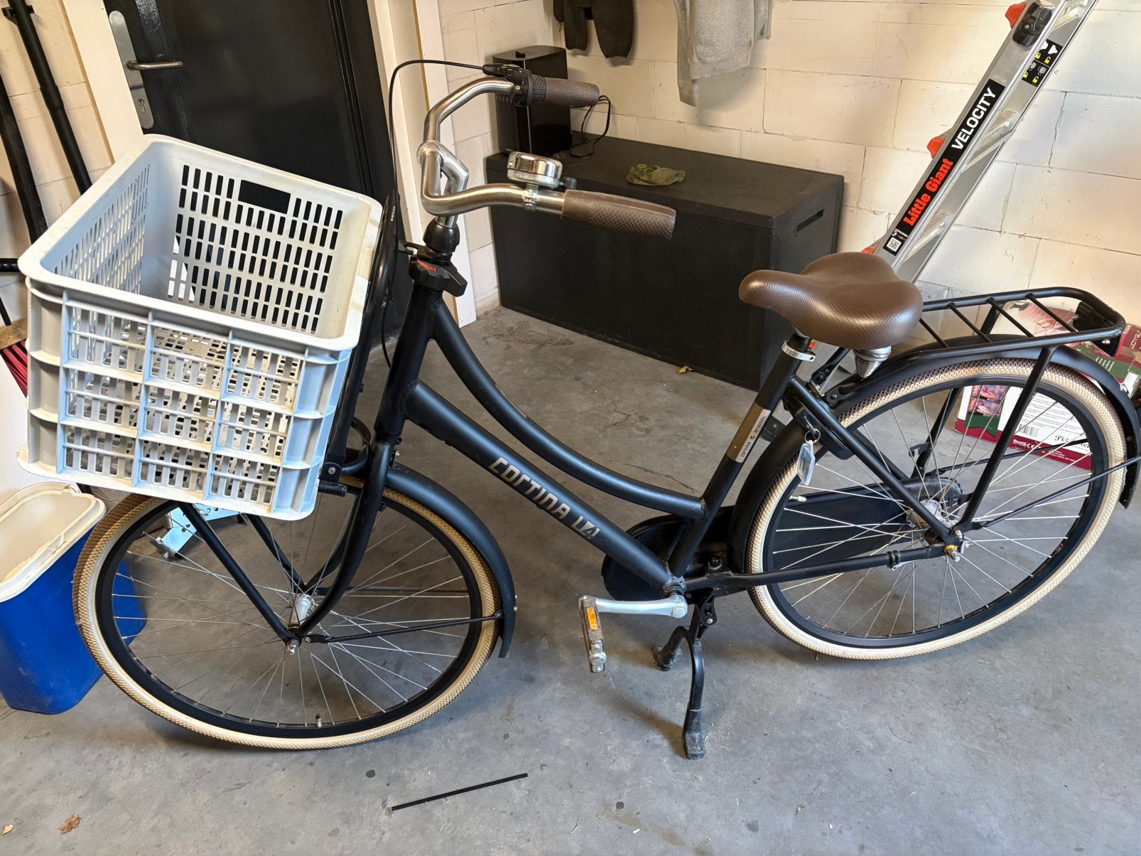 Cortina damesfiets, Ophalen, Terugtraprem, Versnellingen, Zo goed als nieuw