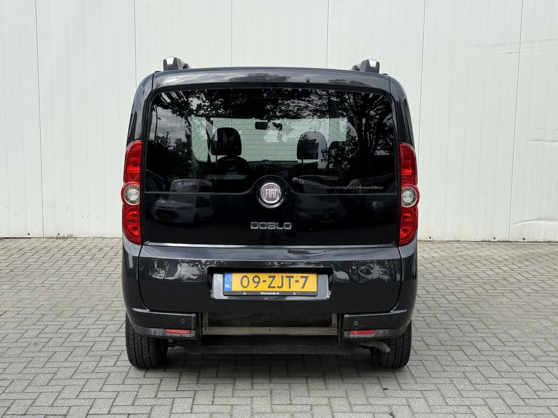 Fiat Doblò 1.4 T-Jet 120pk Emotion Rolstoelauto 3+1 - Bodem, Auto's, Voorwielaandrijving, Gebruikt, Doblo, Met garantie (alle)