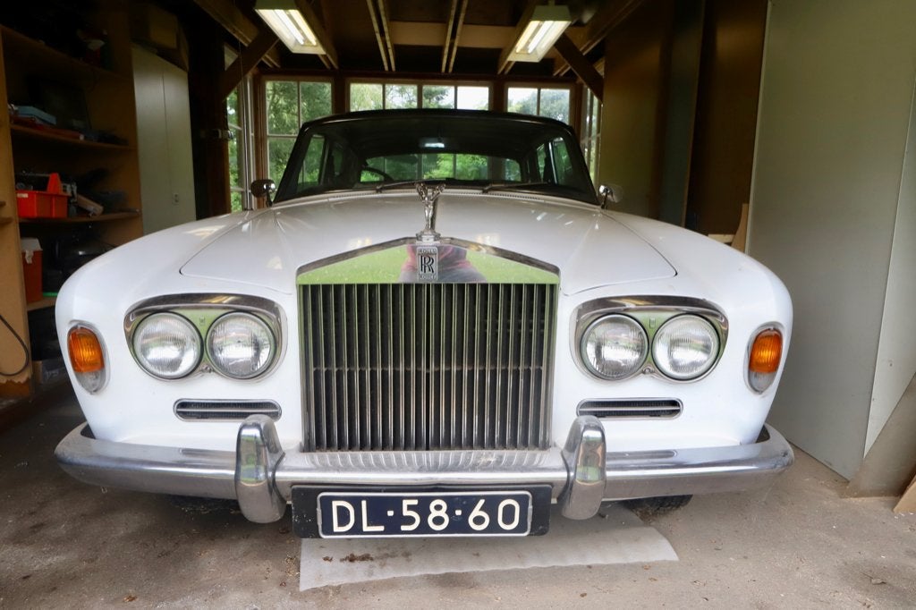 Schuurvonst Rolls-Royce Silver Shadow 6.7 AUT 1971 Wit, Auto's, Rolls-Royce, Automaat, 6744 cc, 8 cilinders, Wit