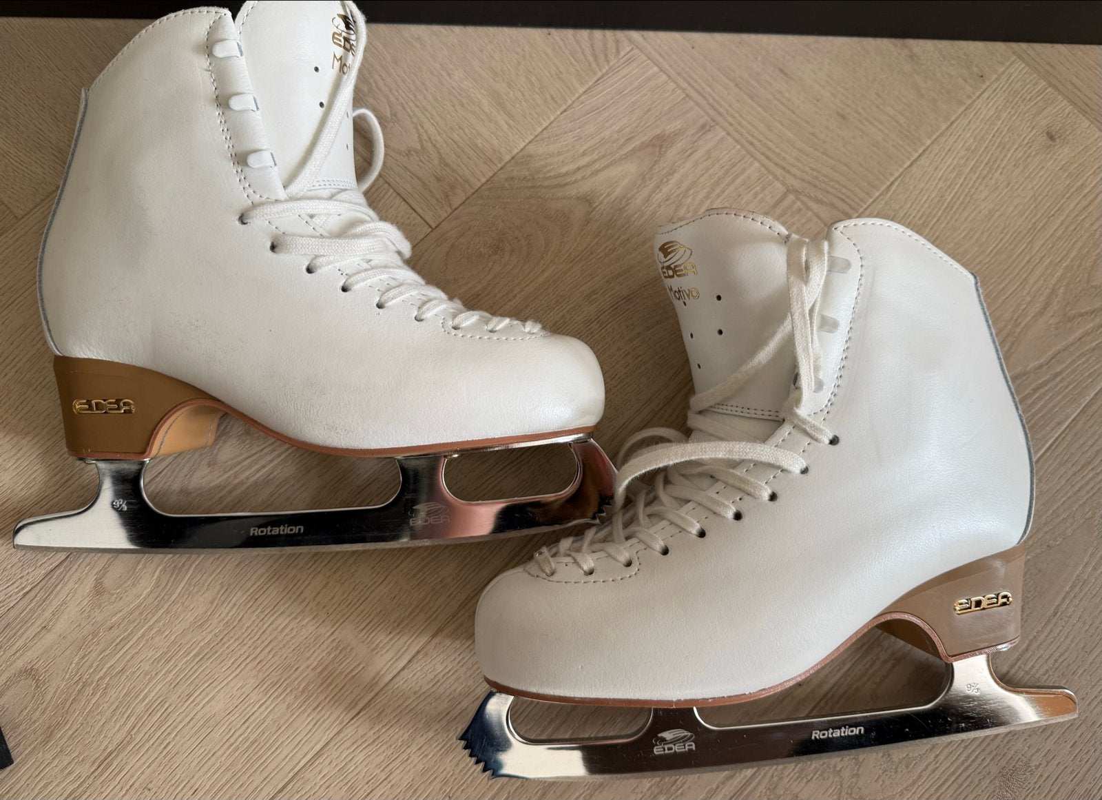 Edea Motivo kunstschaatsen - Zo goed als nieuw, Overige merken, Ophalen of Verzenden, Zo goed als nieuw, Kunstschaatsen