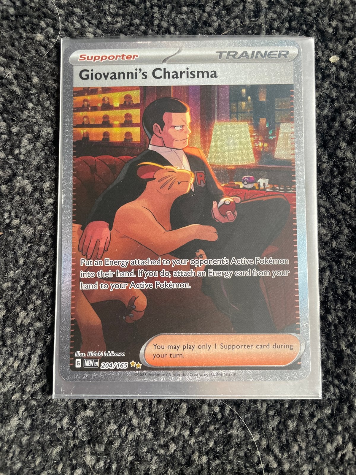 Pokemon Kaart Giovanni's Charisma Trainer Supporter, Ophalen of Verzenden, Zo goed als nieuw, Losse kaart, Foil
