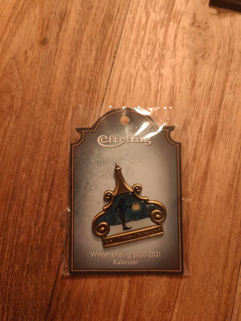 Efteling pin Winter Efteling 2020-2021 Kabouter - EPP 422, Ophalen of Verzenden, Nieuw, Button of Speldje
