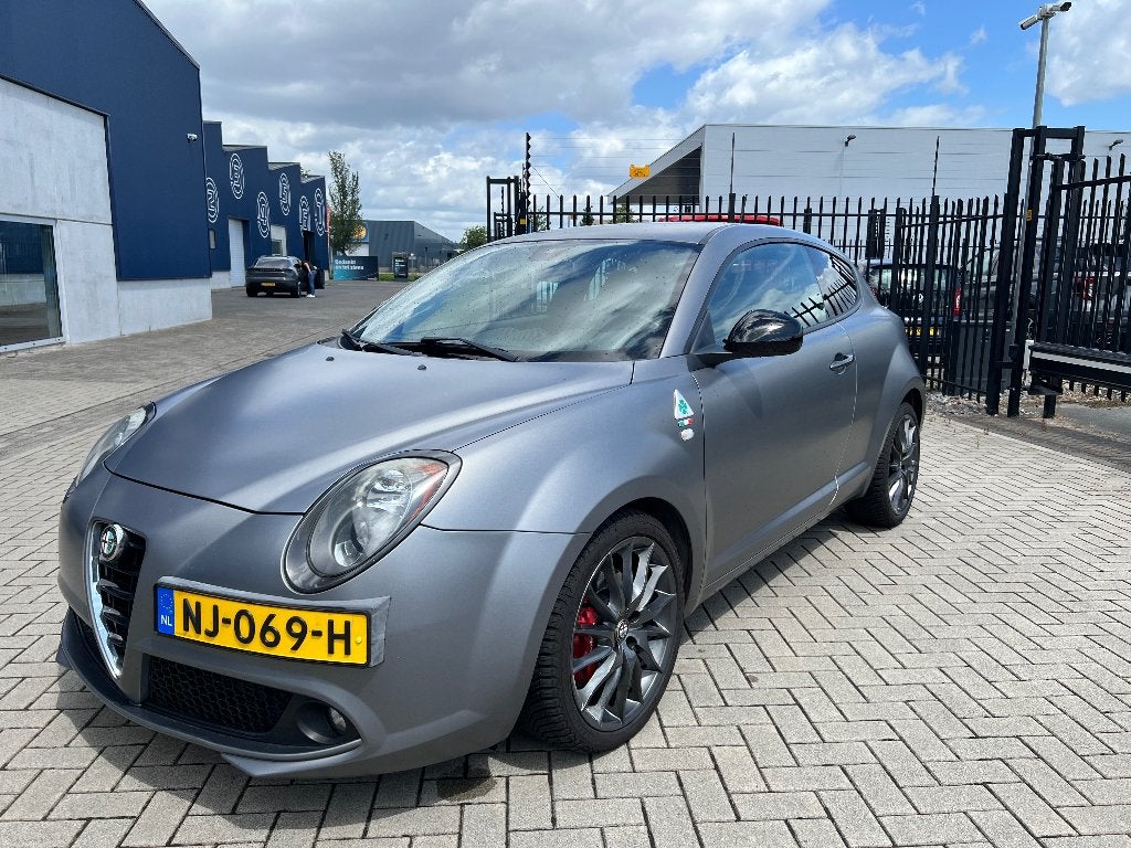 Alfa Romeo MiTo 1.4 TB QV Multiair 120KW TCT 2014 Grijs, Stof, 1145 kg, 4 cilinders, Parkeersensor