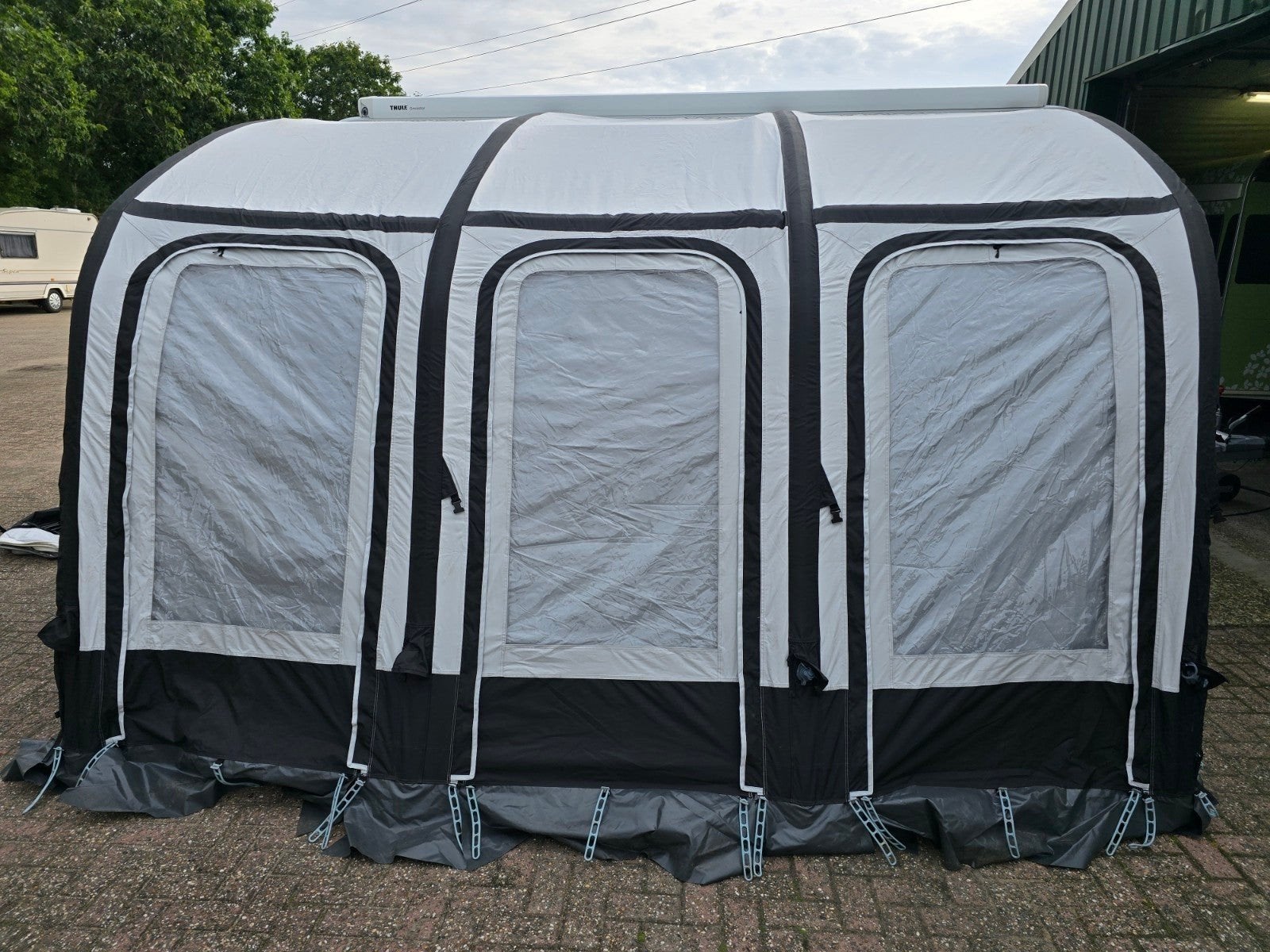 Dorema Starcamp Magnum Air Force 390 KT opblaasbare tent, Caravans en Kamperen, Tenten, Ophalen, Zo goed als nieuw, Tot en met 4