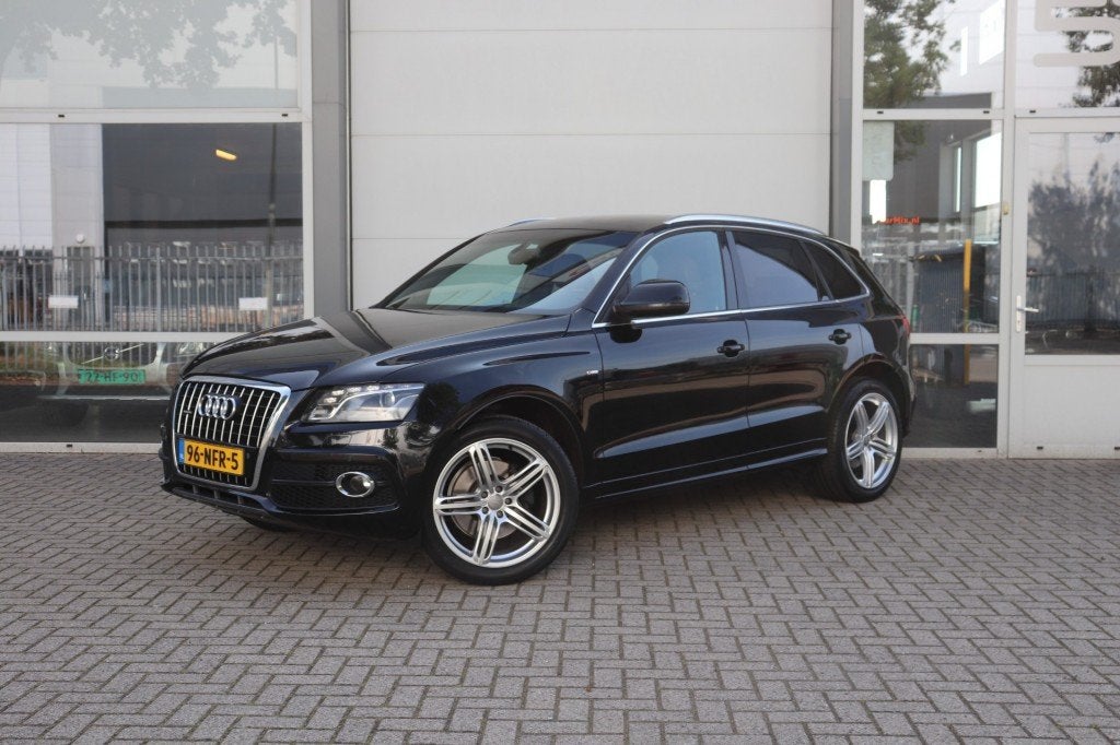 Audi Q5 3.2 FSI QUATTRO 270PK AUT PRO LINE, Automaat, Lederen bekleding, Gebruikt, Zwart