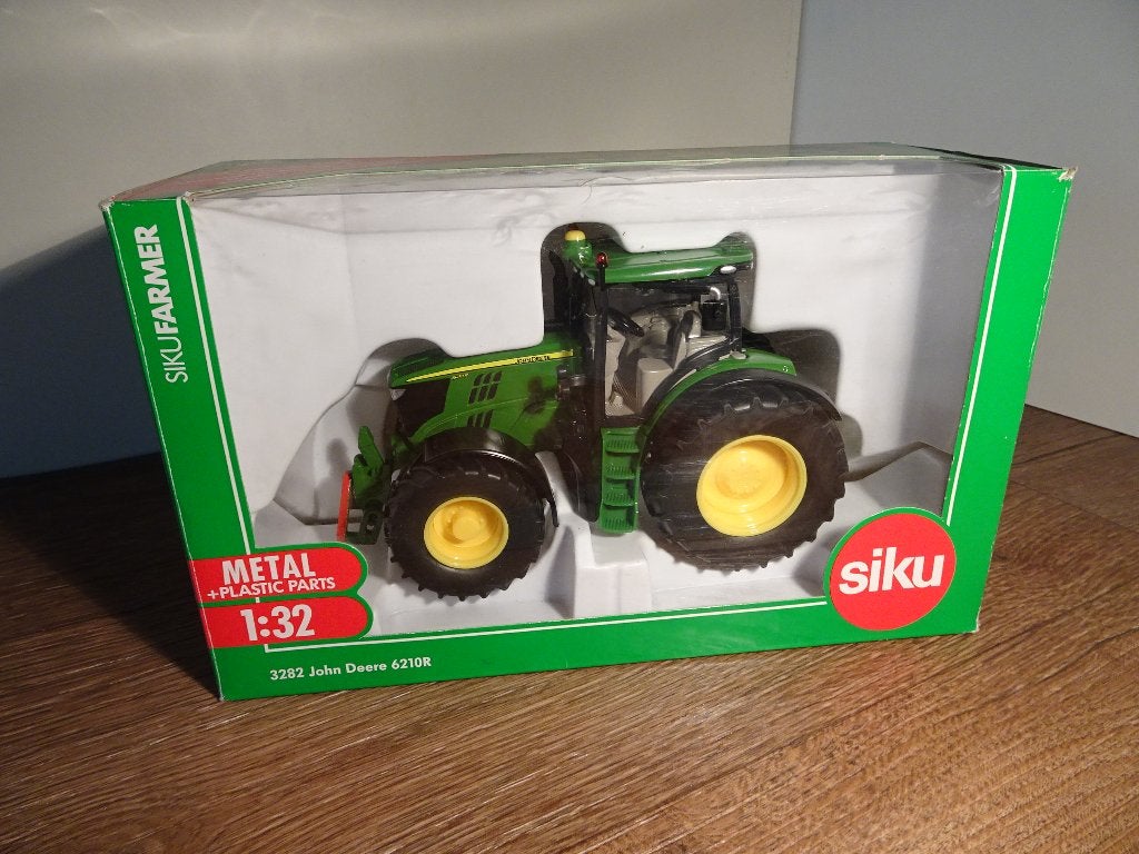Te koop Siku John Deere 6210R aanbieding., Ophalen of Verzenden, Nieuw, Tractor of Landbouw, SIKU
