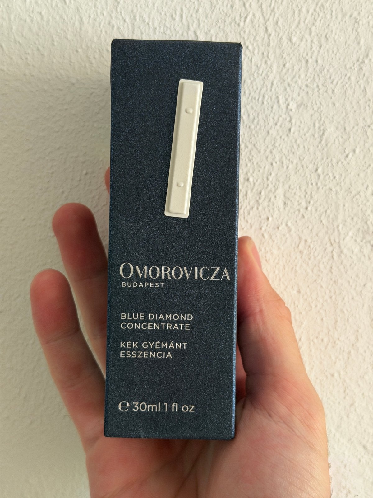 Omorovicza Blue Diamond Concentrate 30ml, Ophalen of Verzenden, Nieuw, Gehele gezicht, Verzorging