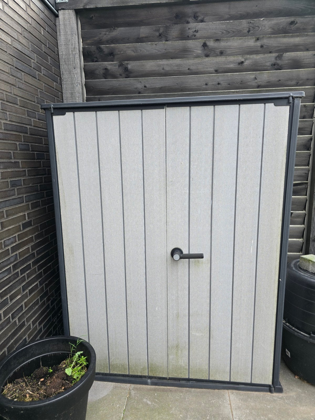 Kunststof opbergkast voor buiten - 134x70x170 cm, Ophalen, Gebruikt, Kunststof, Overige typen