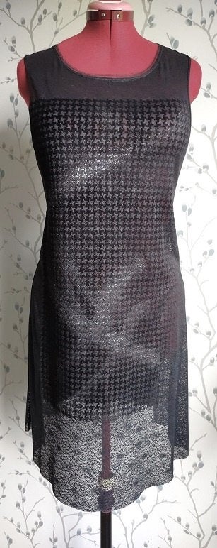 HIGH Tech Zwart Ongevoerd Feest/ Zomer-Jurkje maat 42, Kleding | Dames, HIGH Tech, Zwart, Maat 42/44 (L), Ophalen of Verzenden