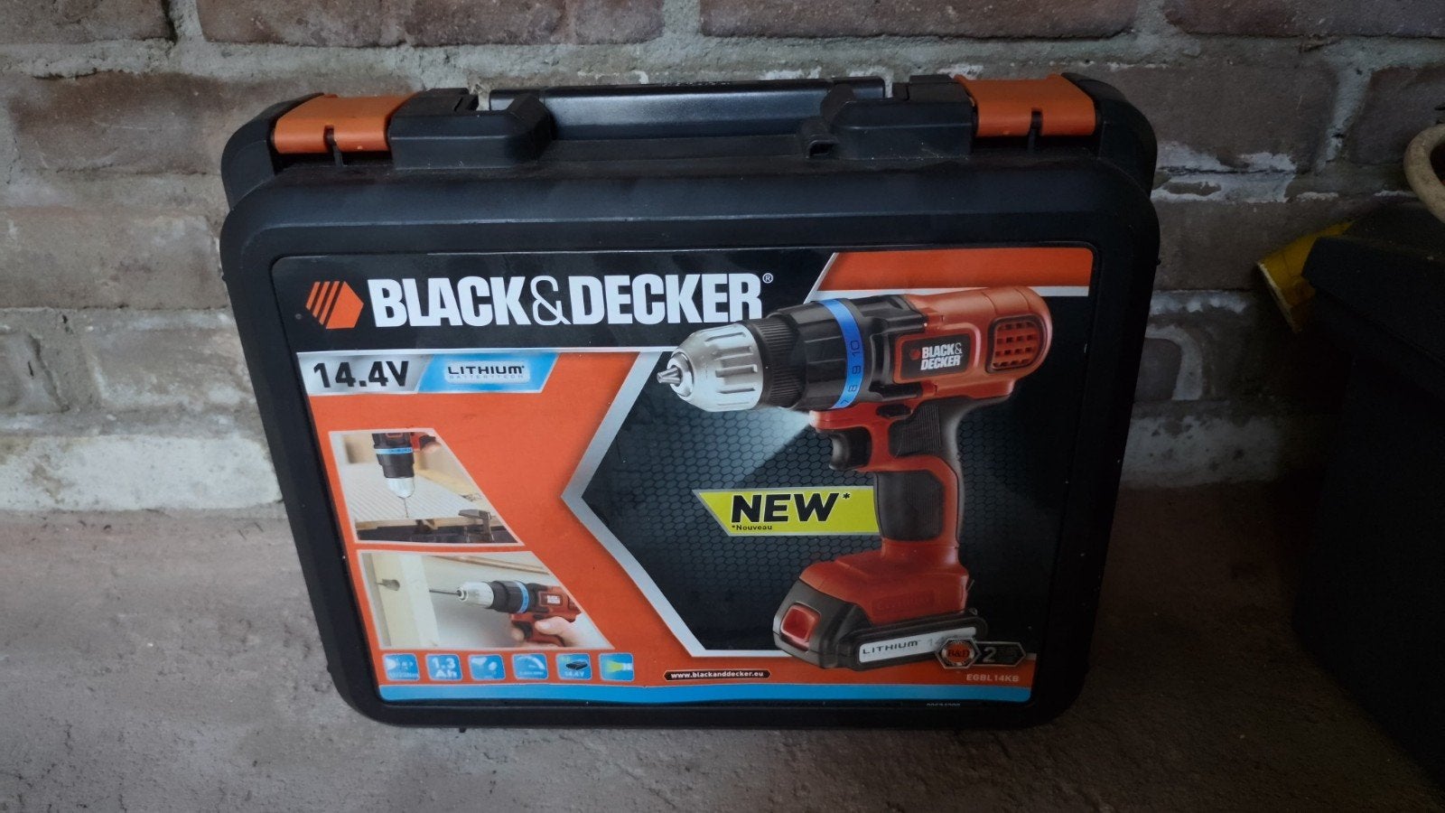Black & Decker accuboormachine, Ophalen, Nieuw, Boor- en Schroefmachine