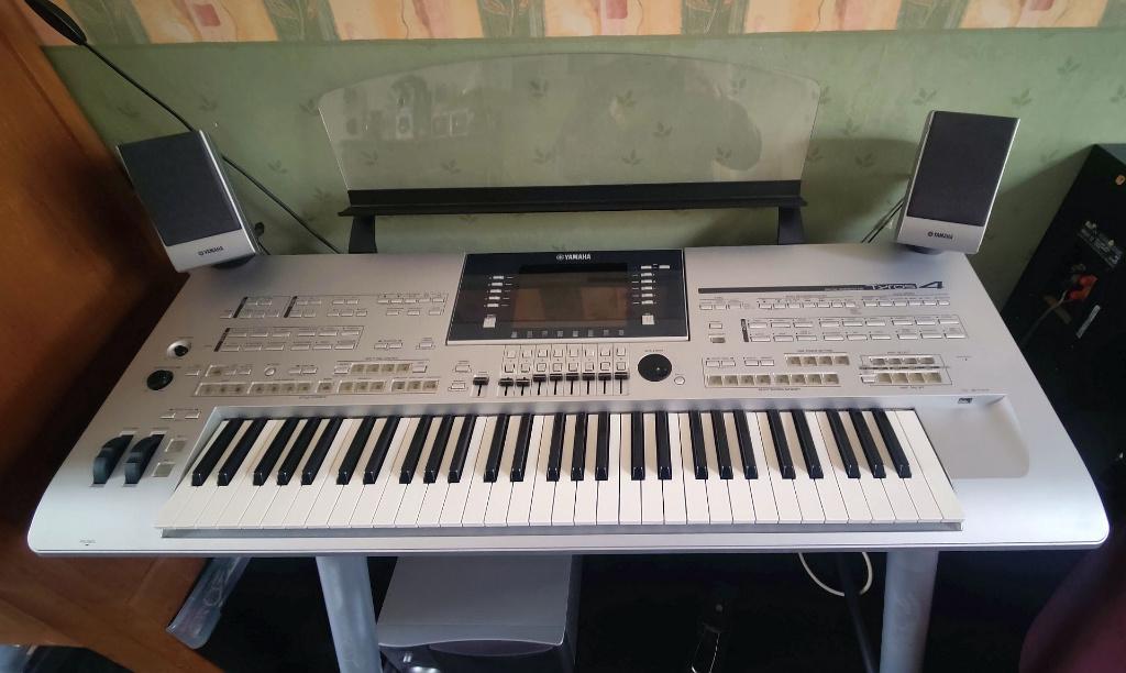 Yamaha Tyros 4 zgan met zeer veel software., Muziek en Instrumenten, Ophalen, 61 toetsen, Yamaha, Zo goed als nieuw