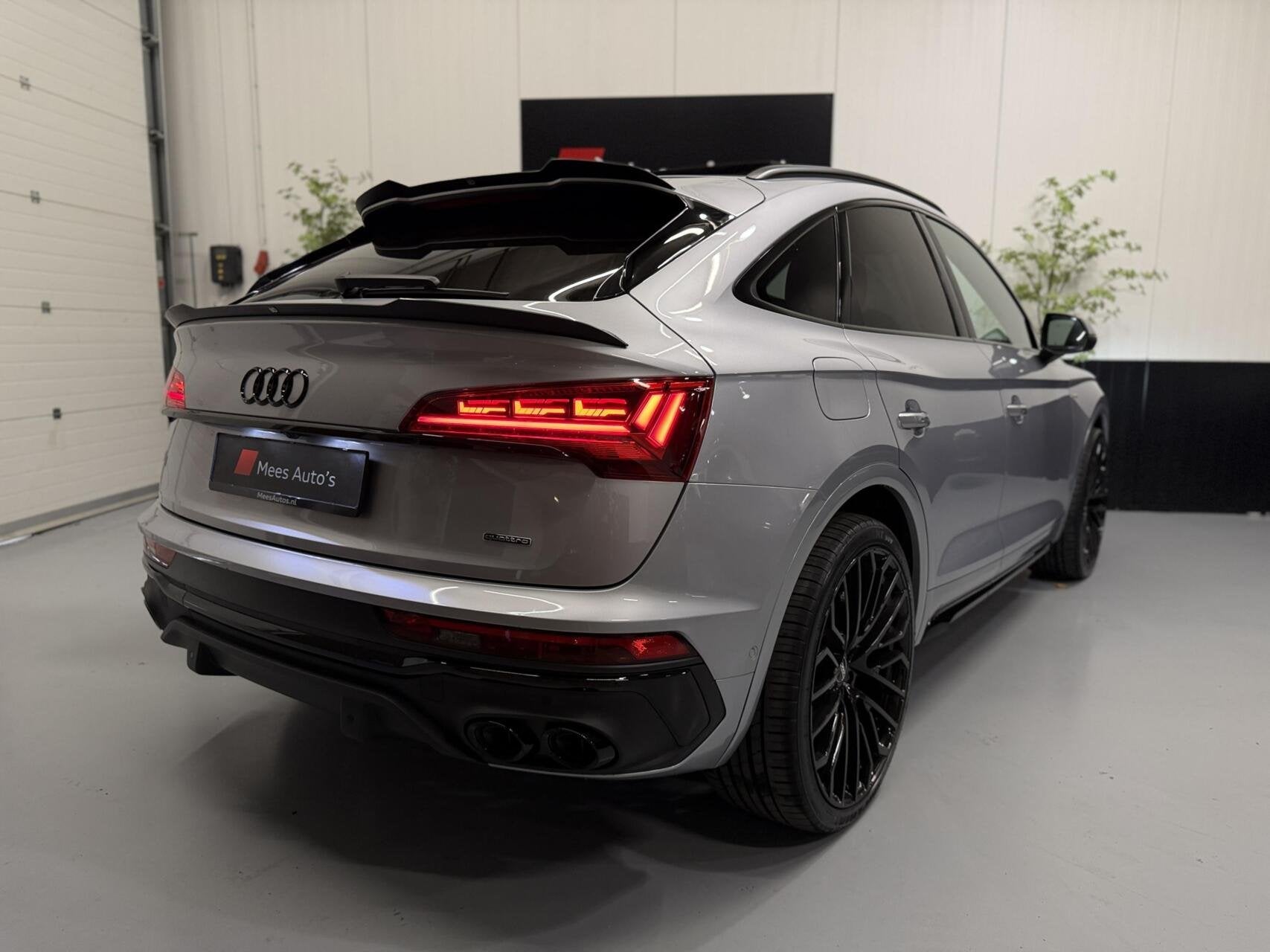 Audi Q5 Sportback 55 TFSI e S edition Competition|Pano|Lucht, Auto's, Automaat, Dealer onderhouden, Gebruikt, Plug-in hybride