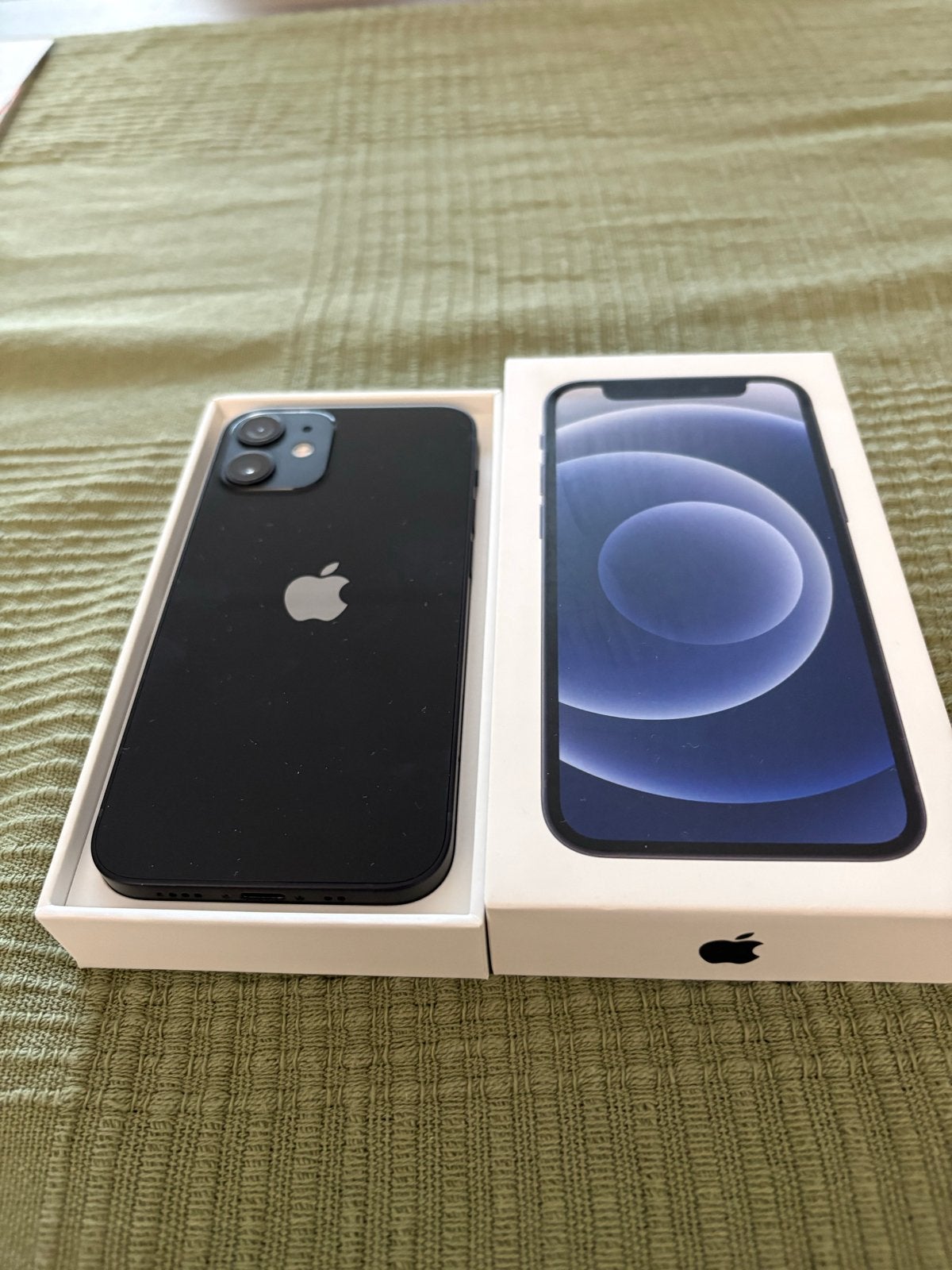 Apple iPhone 12 Zwart 64GB - Goede Staat, Batterij 79%, Telecommunicatie, Mobiele telefoons | Apple iPhone, Gebruikt, Zwart, Ophalen of Verzenden