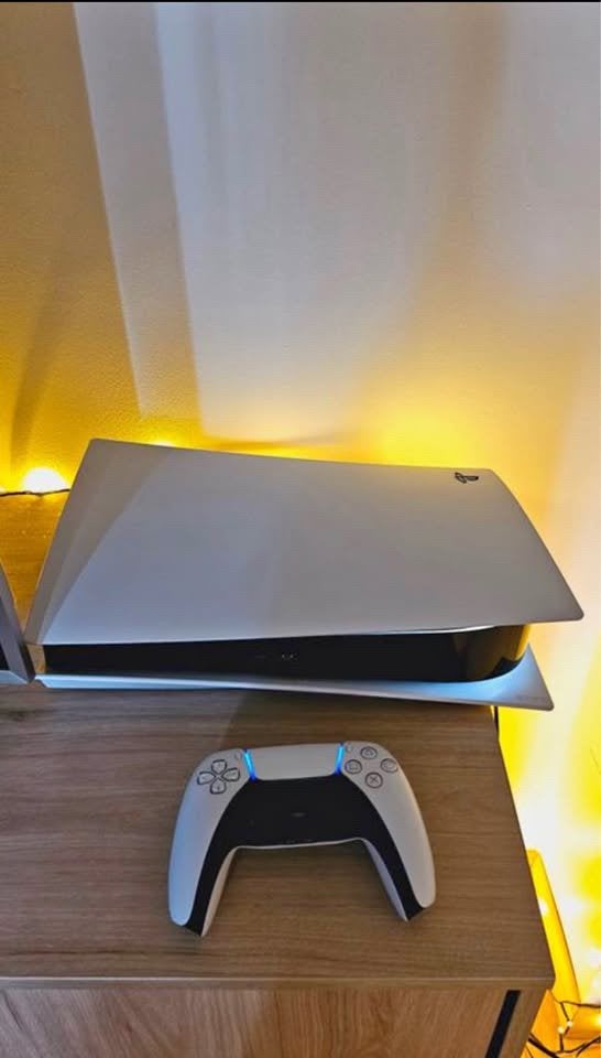Playstation 5 1tb, Spelcomputers en Games, Ophalen of Verzenden, Zo goed als nieuw