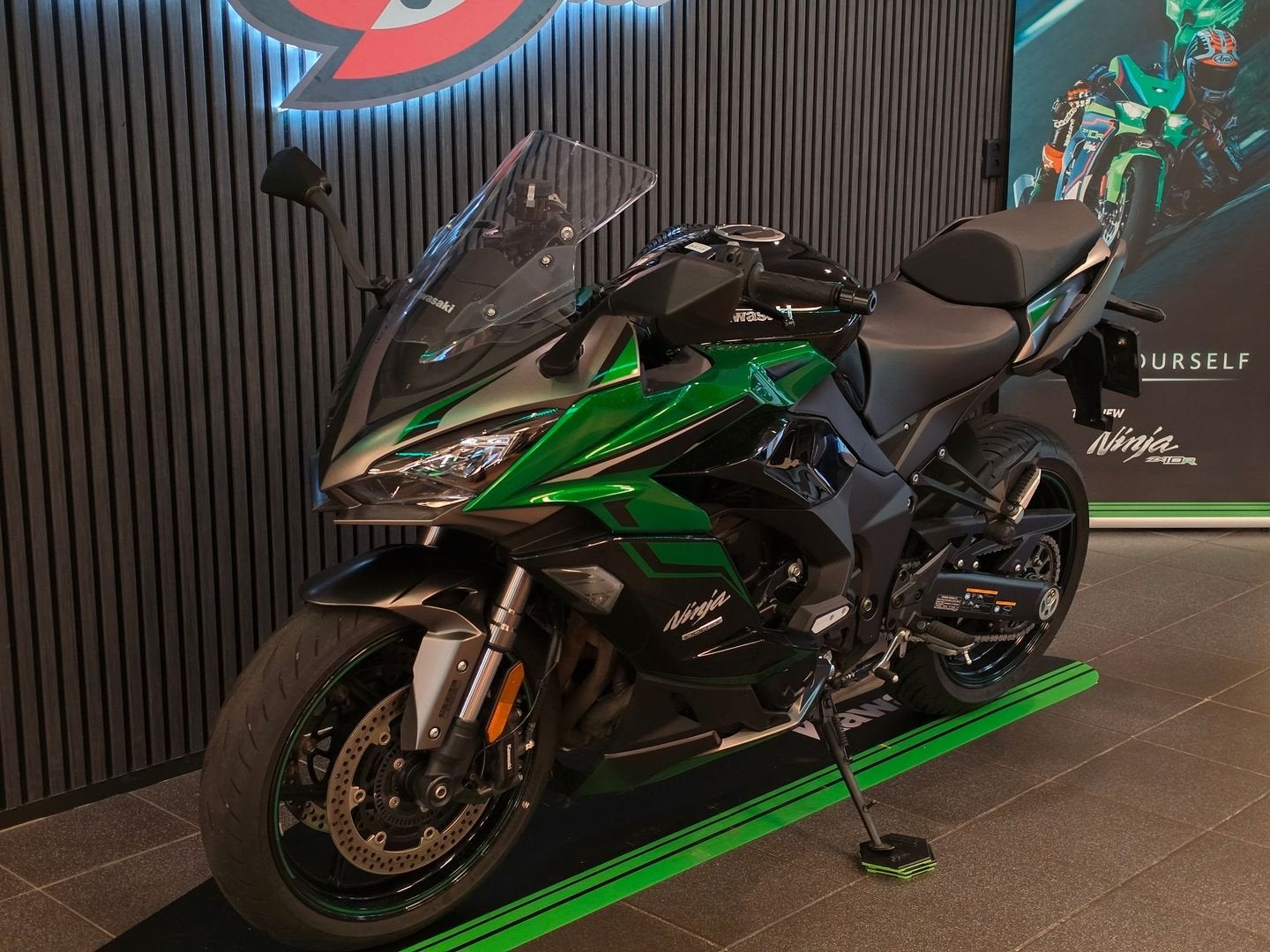 KAWASAKI NINJA 1000SX - 2024, Sport, Meer dan 35 kW, Handgeschakeld, 1043 cc