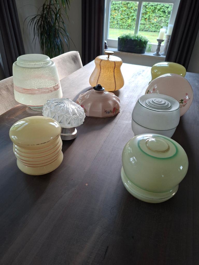 Vintage lampenkappen 4 euro p.stuk, Ophalen