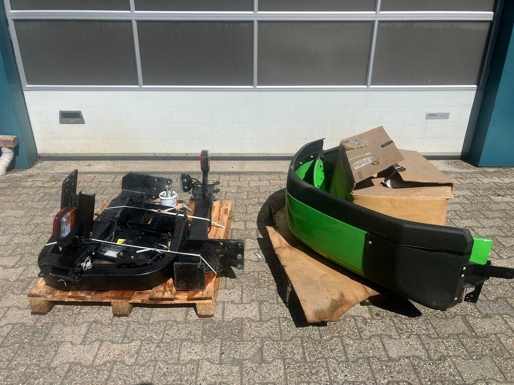 Complete set Deutz-Fahr 4070E, Infonl@deutz.com, Overige, Overige typen, Malachiet 300
3316 LD  Dordrecht, NL