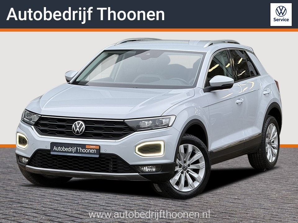 Volkswagen T-Roc 1.5 TSI Sport | LED | Camera | ACC, Stof, Euro 6, 4 cilinders, 150 pk
