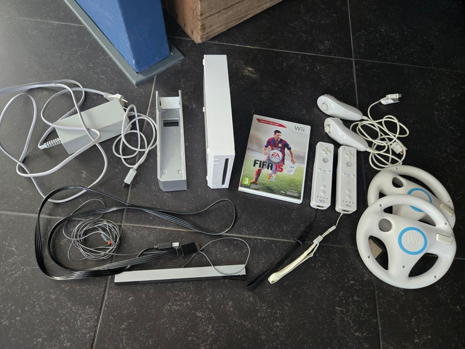 Nintendo Wii met accessoires, Spelcomputers en Games, Ophalen of Verzenden, Gebruikt, Met 2 controllers, Met games