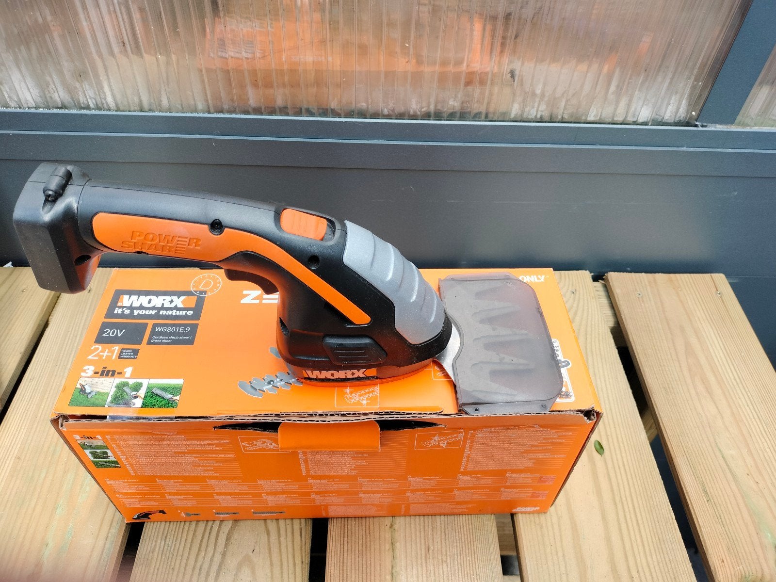 heggenschaar met 20v accu, Ophalen, Zo goed als nieuw, Accu, Worx