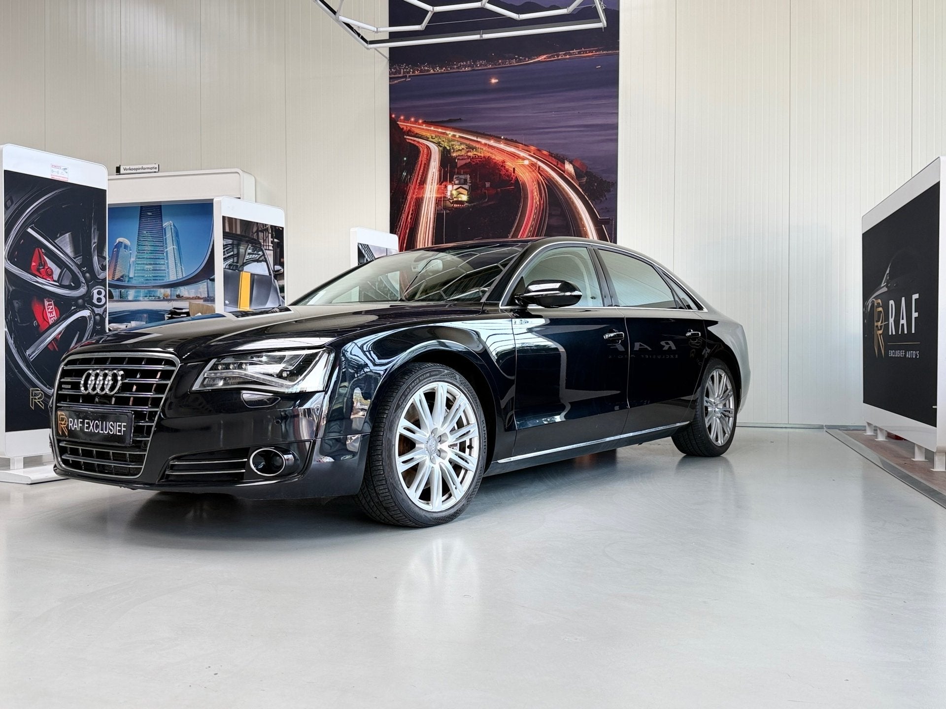 Audi A8 4.0 TFSI quattro Lang Pro Line+Automaat,Pano,, Auto's, Audi, Automaat, 435 pk, Gebruikt, 2020 kg