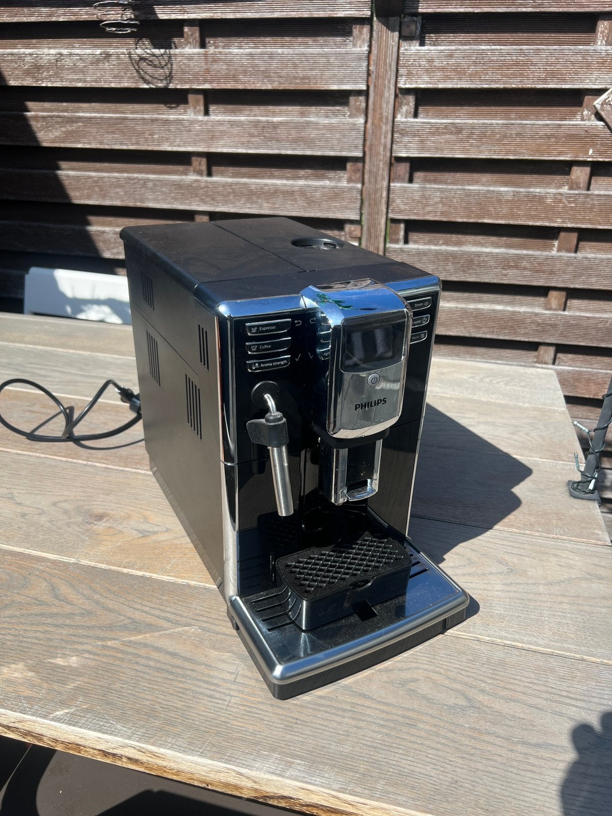 Philips volautomatische koffiemachine EP5310 (defect), Ophalen, Niet werkend, Koffiemachine, Koffiebonen