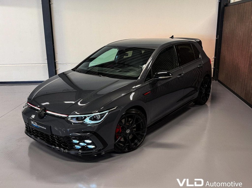Volkswagen Golf 2.0 TSI GTI DCC HUD CAM PDC H&K IQ Lights, Stof, Gebruikt, 4 cilinders, Bedrijf