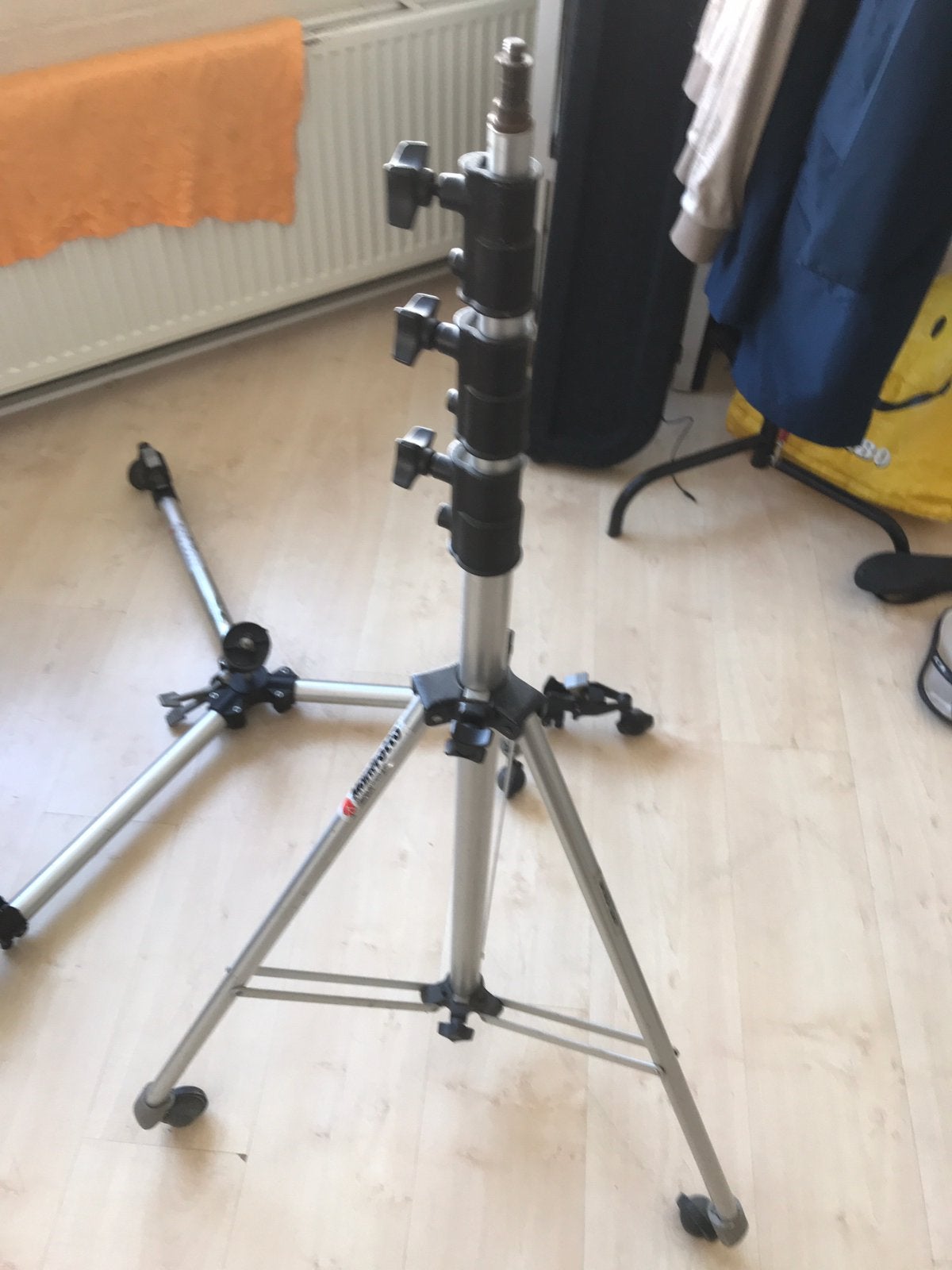 manfrotto statief en dolly, Audio, Tv en Foto, Fotografie | Statieven en Balhoofden, Ophalen, Gebruikt, 175 cm of meer, Driepoot