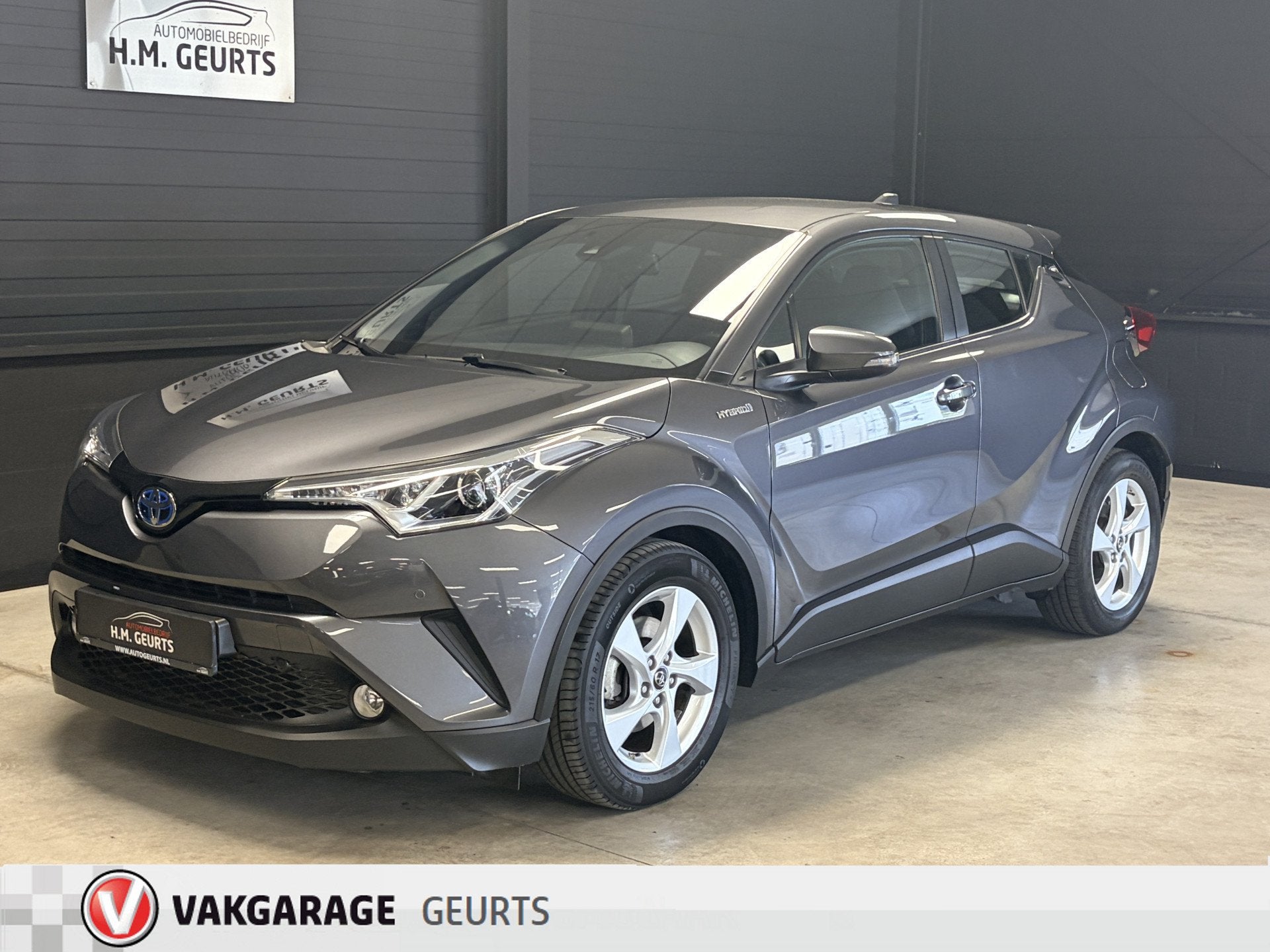 Toyota C-HR 1.8 Hybrid (bj 2018, automaat), Auto's, Gebruikt, Bedrijf, 26 km/l, Hybride Elektrisch/Benzine