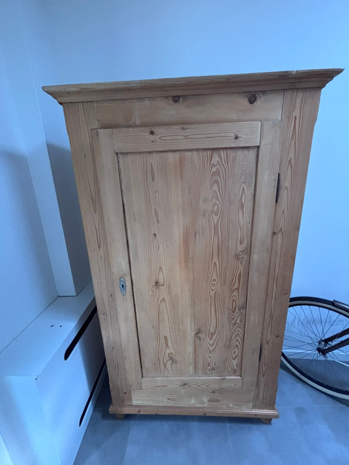 Oudgrenen kast - kleding of opbergen, Huis en Inrichting, Kasten | Kledingkasten, Ophalen, Minder dan 100 cm, Grenenhout, 50 tot 75 cm