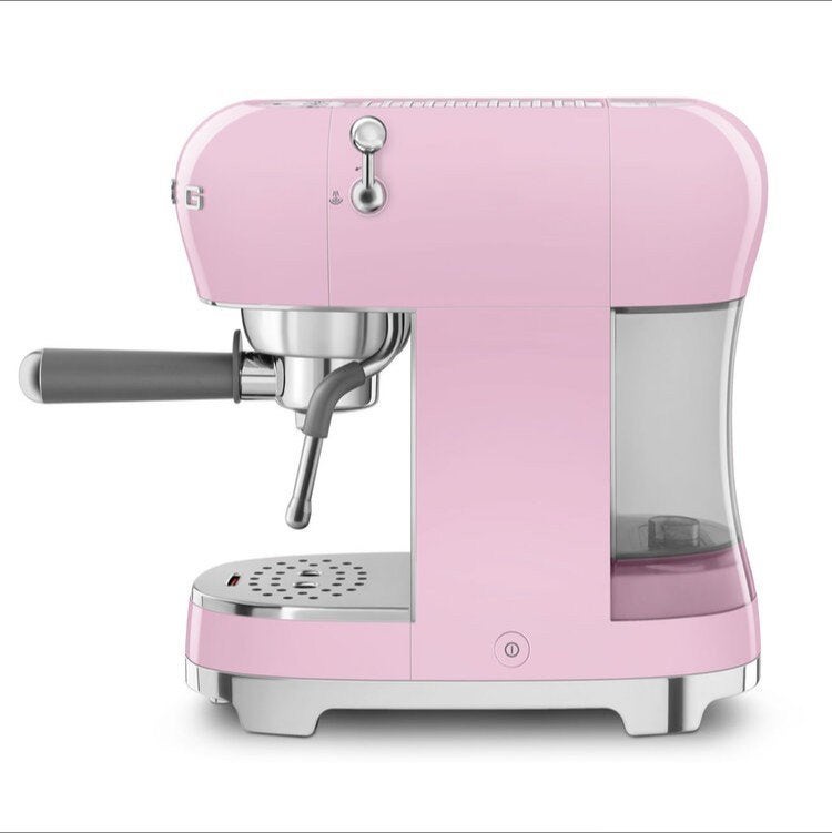 SMEG ECF02PKEU Handmatige espressomachine Roze Stoompijp, Espresso apparaat, Gemalen koffie, Ophalen of Verzenden, Info@smeg.nl