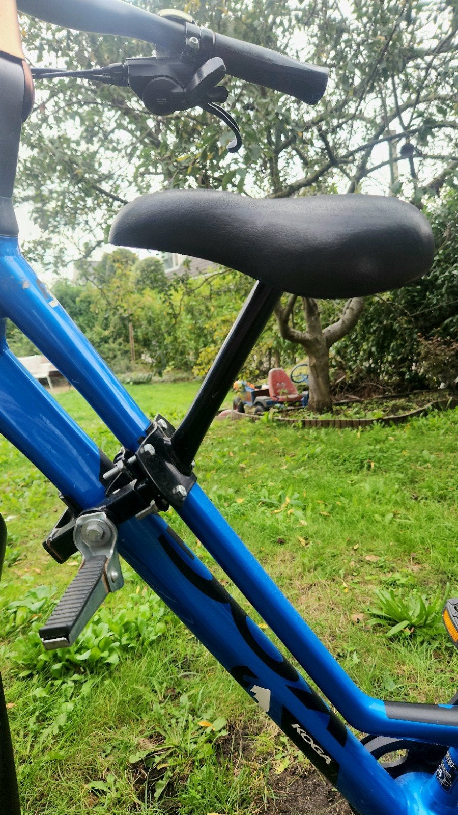 Voorzitje met voetsteuntjes voor stang damesfiets, Ophalen of Verzenden, Gebruikt, Voorzitje, Voetsteuntjes