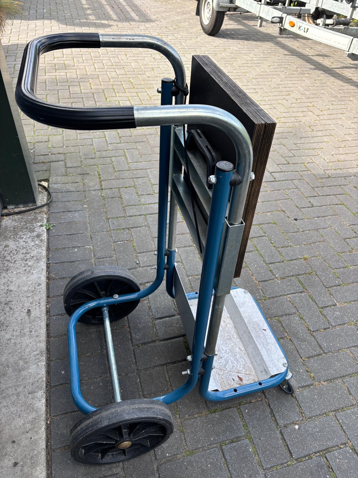 Buitenboordmotor bok met wielen  zie foto s, Ophalen, Zo goed als nieuw, Motor en Techniek