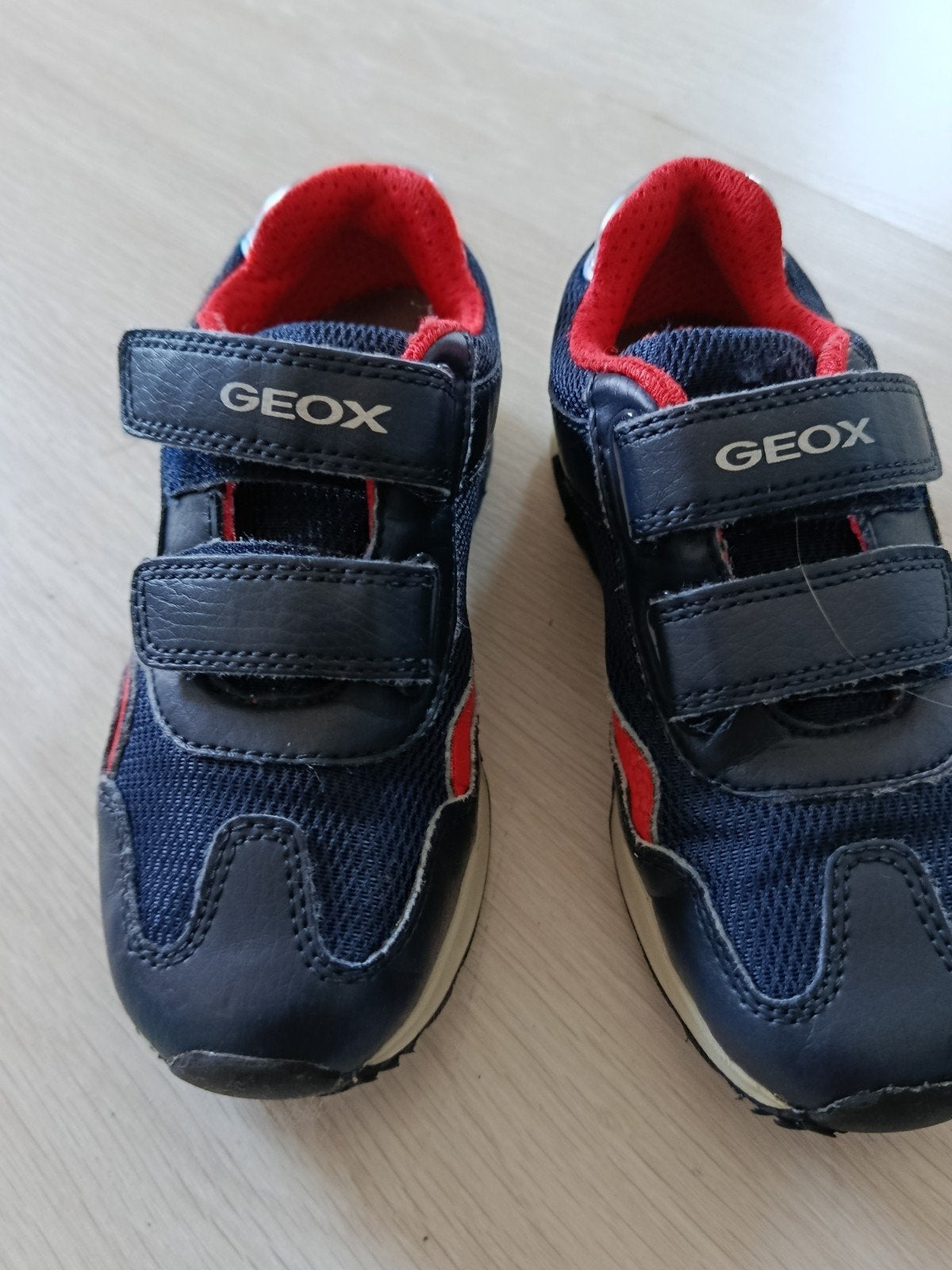 Geox sneakers maat 29 voor jongens, Gebruikt, Sportschoenen, Ophalen of Verzenden, Jongen