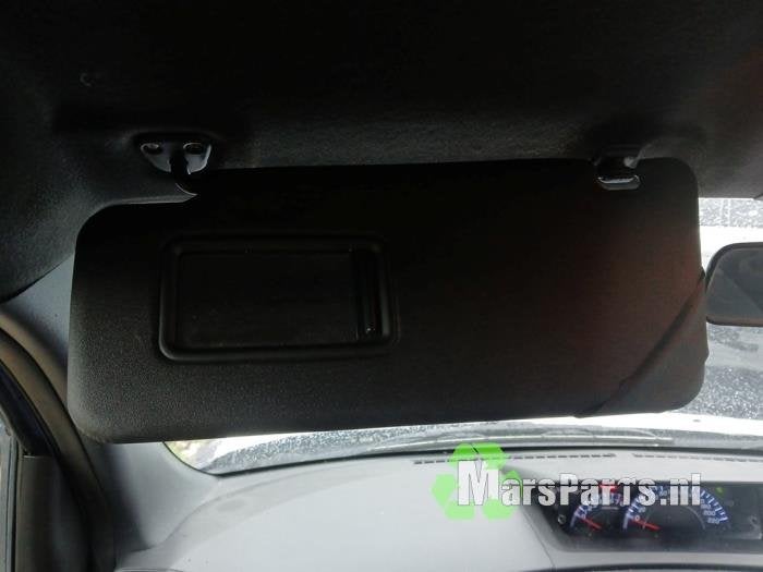Zonneklep van een Daihatsu Materia, Gebruikt, Daihatsu, -, -