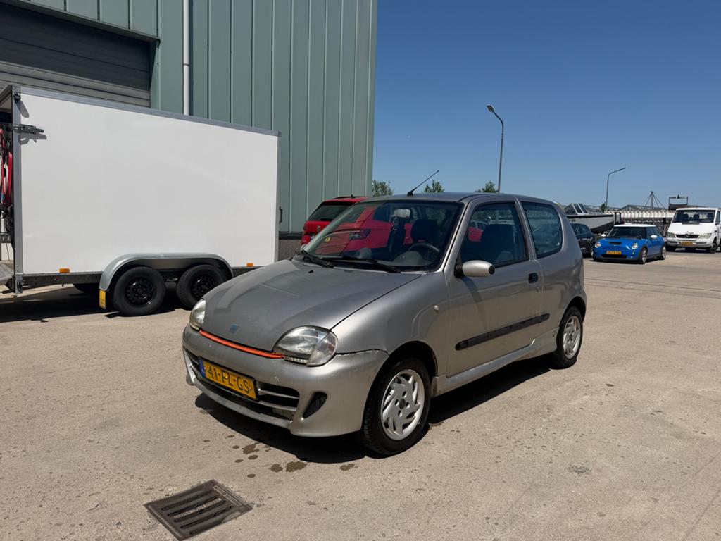 Fiat Seicento 1.1 SPI 2000 Grijs lange apk tot 2027, Voorwielaandrijving, Origineel Nederlands, Handgeschakeld, Zilver of Grijs