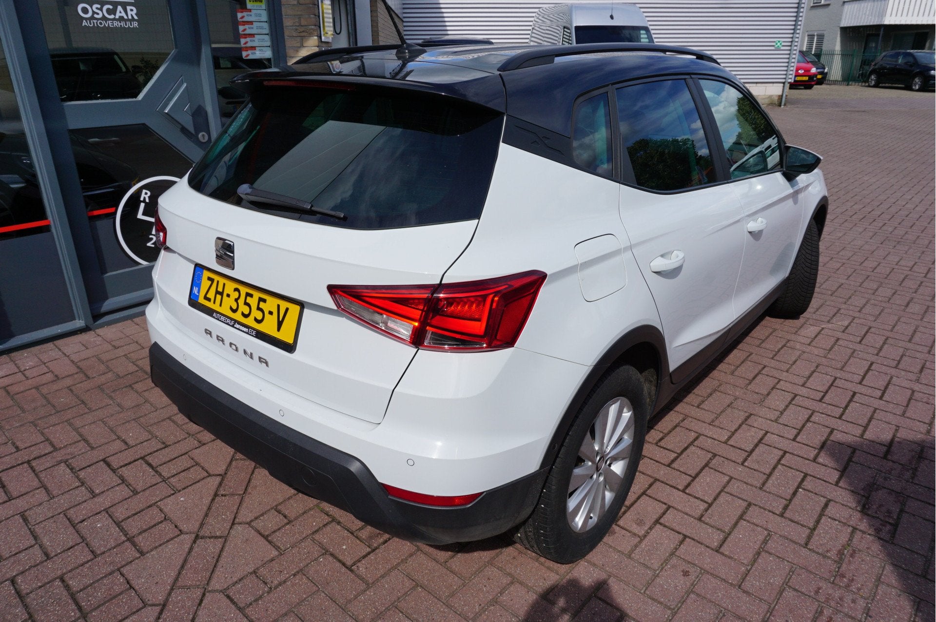 SEAT Arona 1.0 TSI Style Business Intense (bj 2019), Auto's, Seat, Voorwielaandrijving, Stof, Gebruikt, Origineel Nederlands