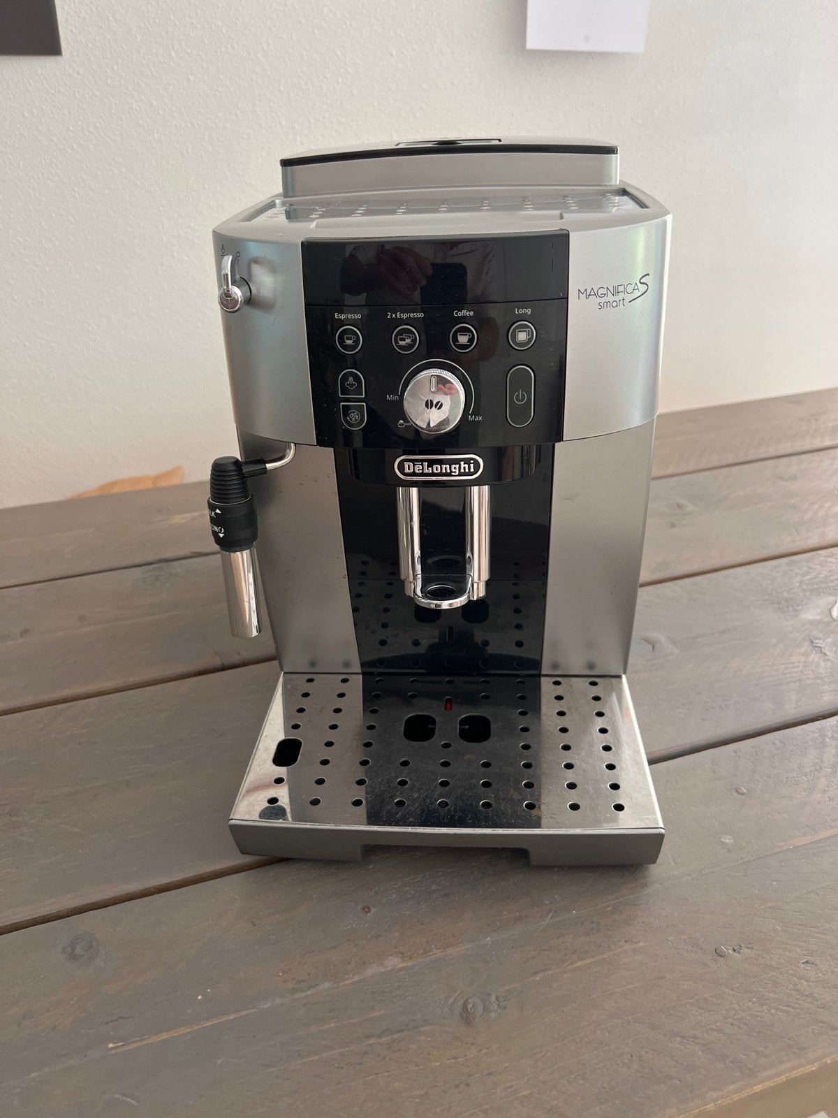 DeLonghi Magnifica S Smart Espressomachine, Stoompijpje, Gebruikt, Espresso apparaat, Gemalen koffie