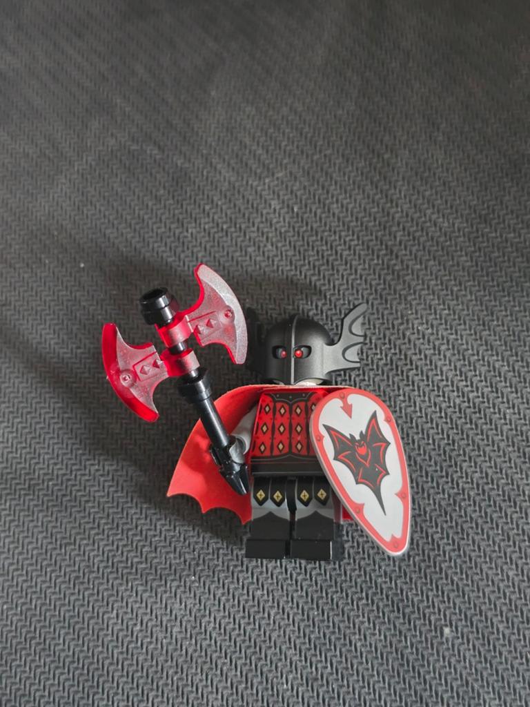 LEGO Vampierridder Minifiguur - Zo goed als nieuw, Ophalen, Lego, Zo goed als nieuw, Minifiguur