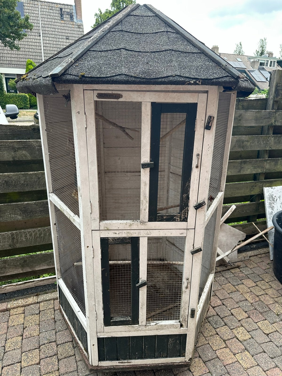 Vogelhok/kooi buiten GRATIS, Ophalen, Gebruikt, Hout, Vogelkooi
