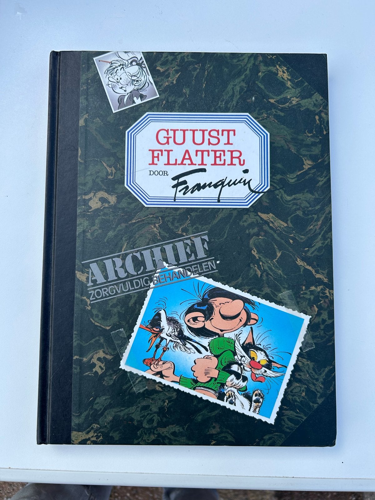 Guust Flater boek, Boeken, Eén stripboek, Ophalen, Gelezen